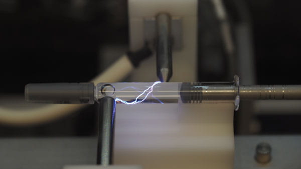 Glass Syringe undergoing high voltage leak detection